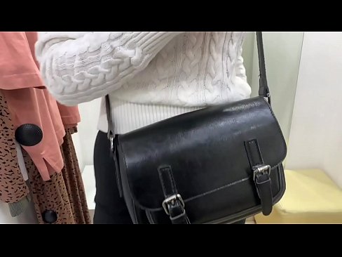 ❤️ Фитинг бөлмөсүндө жаш канчык FeralBerryди дилдо менен коомдук мастурбациялоо Порно vk ky.porn-mz.ru ❤