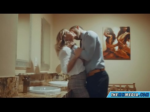 ❤️ Блондинка сени коомдук дааратканада азгырып жатканда Порно vk ky.porn-mz.ru ❤